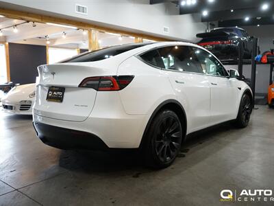 2021 Tesla Model Y Long Range   - Photo 4 - Lynnwood, WA 98036