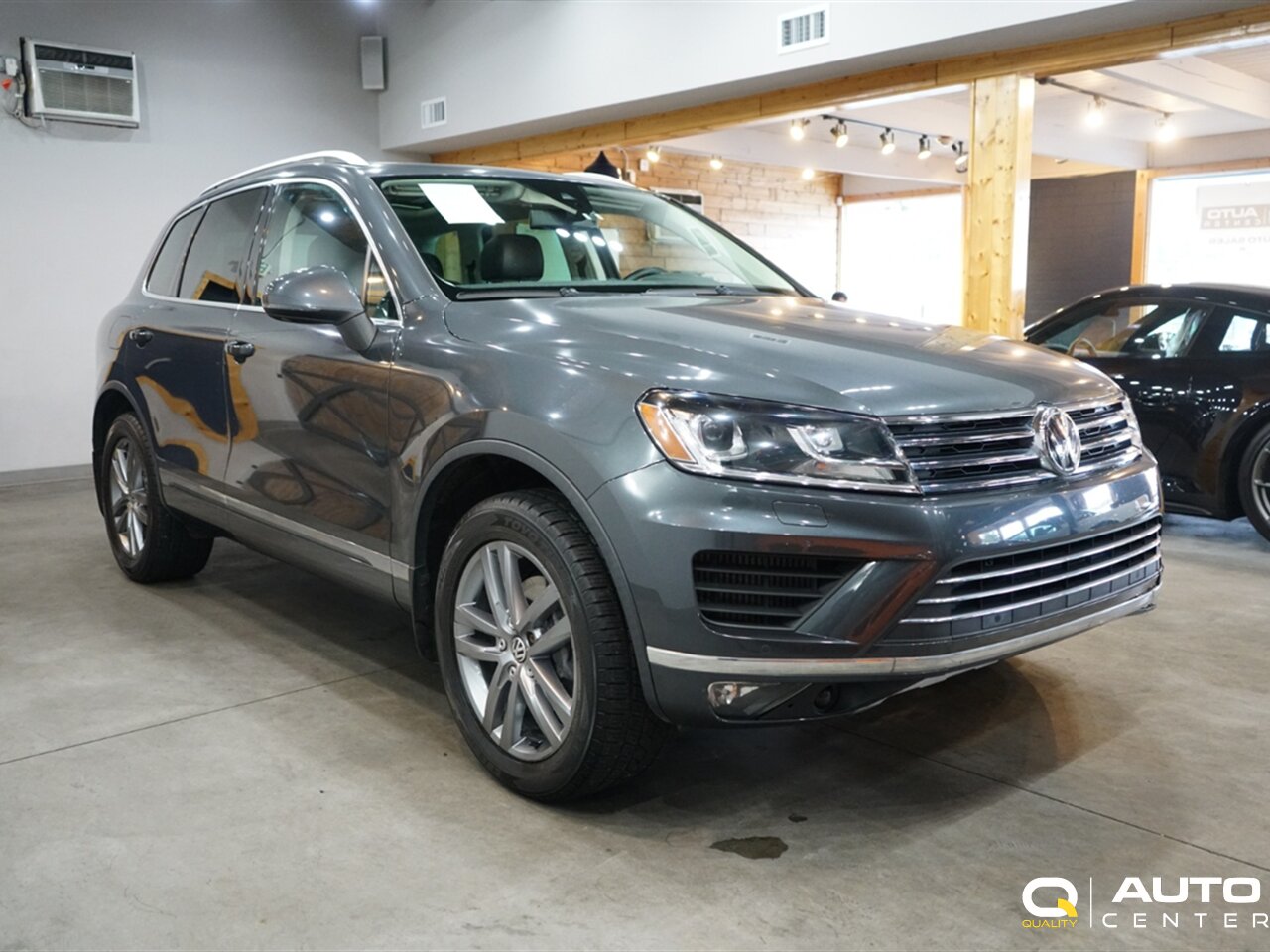 2016 Volkswagen Touareg V6 TDI Sport - Photo 3 - Lynnwood, WA 98036