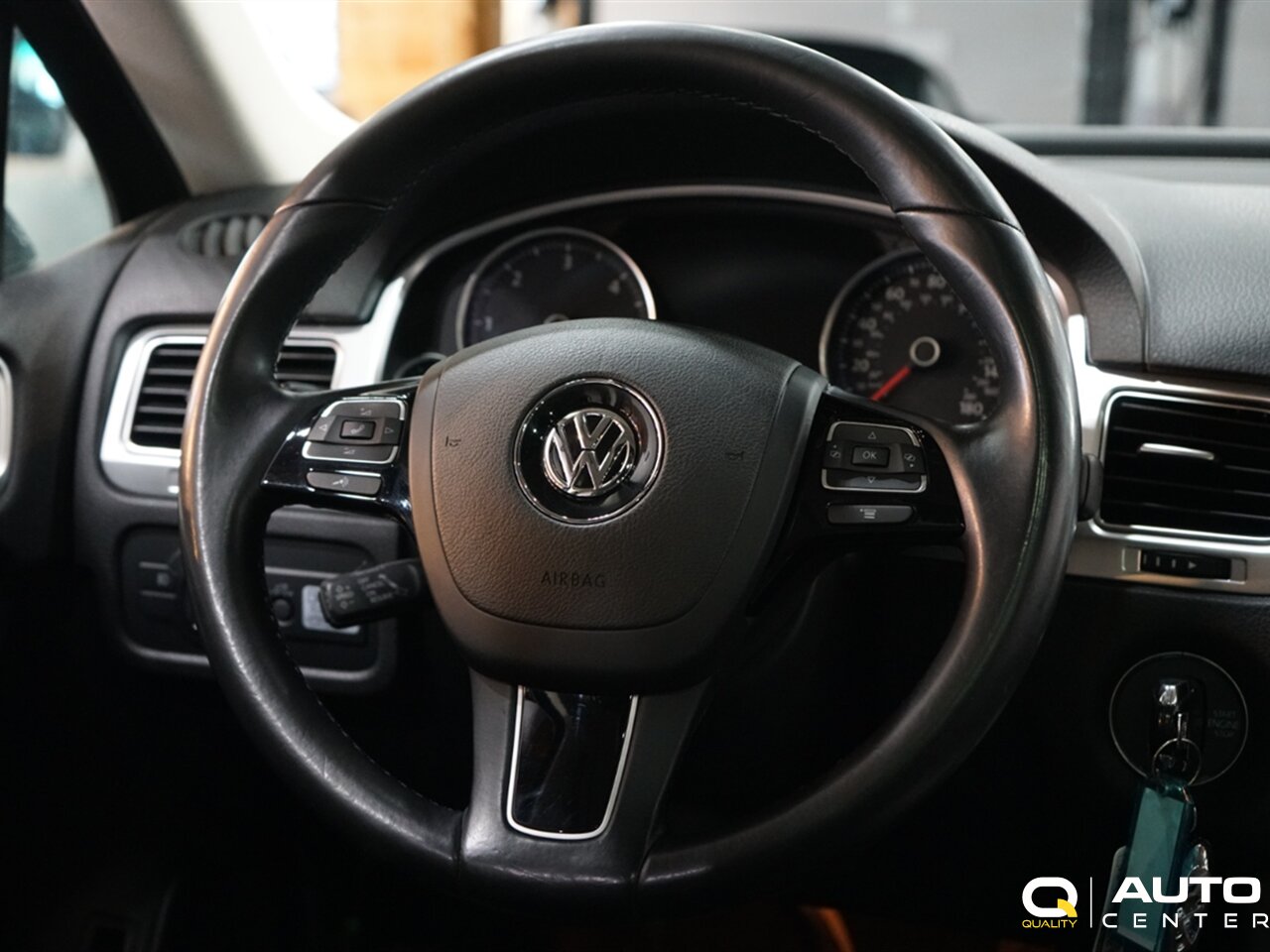 2016 Volkswagen Touareg V6 TDI Sport - Photo 18 - Lynnwood, WA 98036
