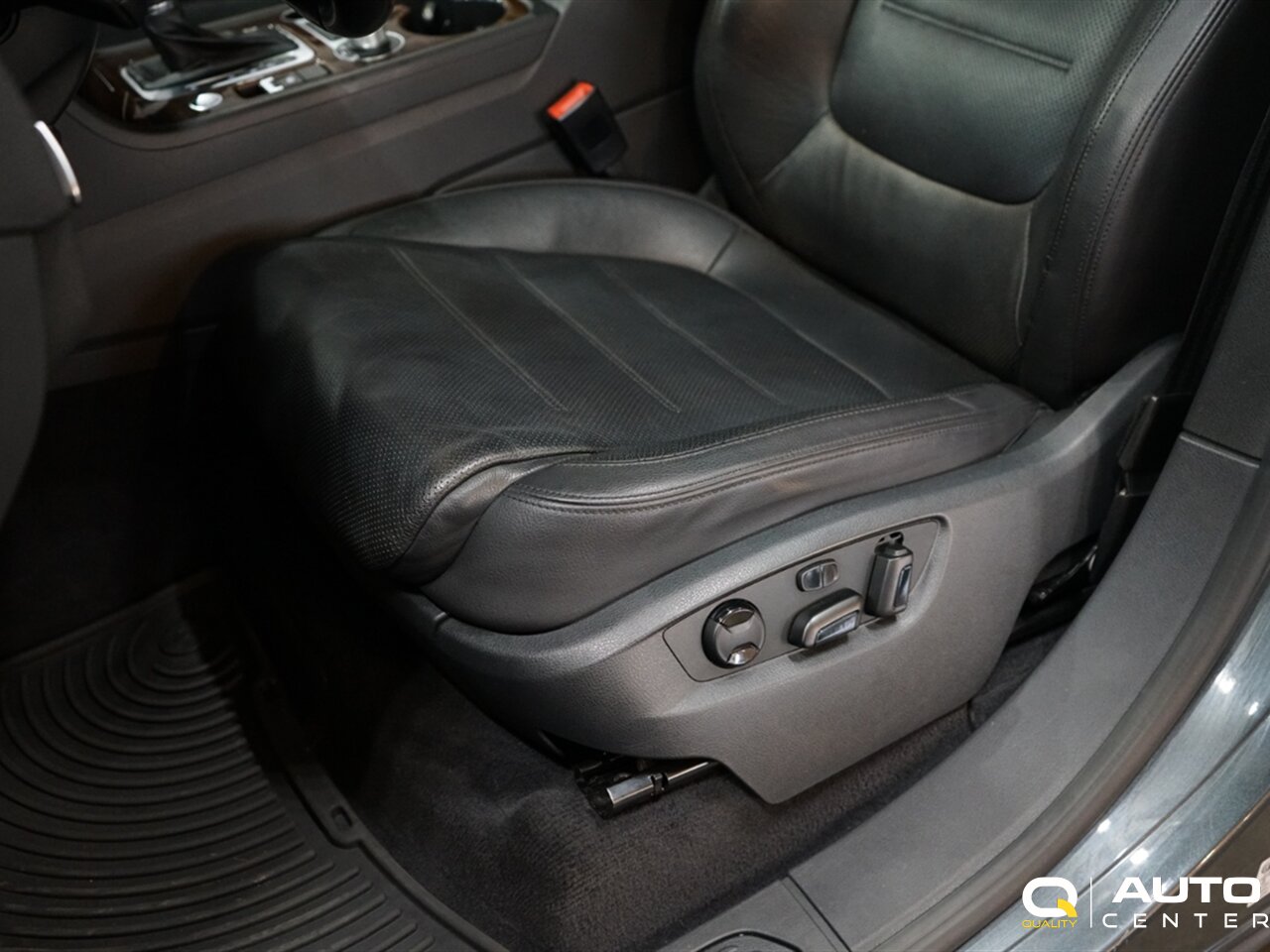 2016 Volkswagen Touareg V6 TDI Sport - Photo 15 - Lynnwood, WA 98036