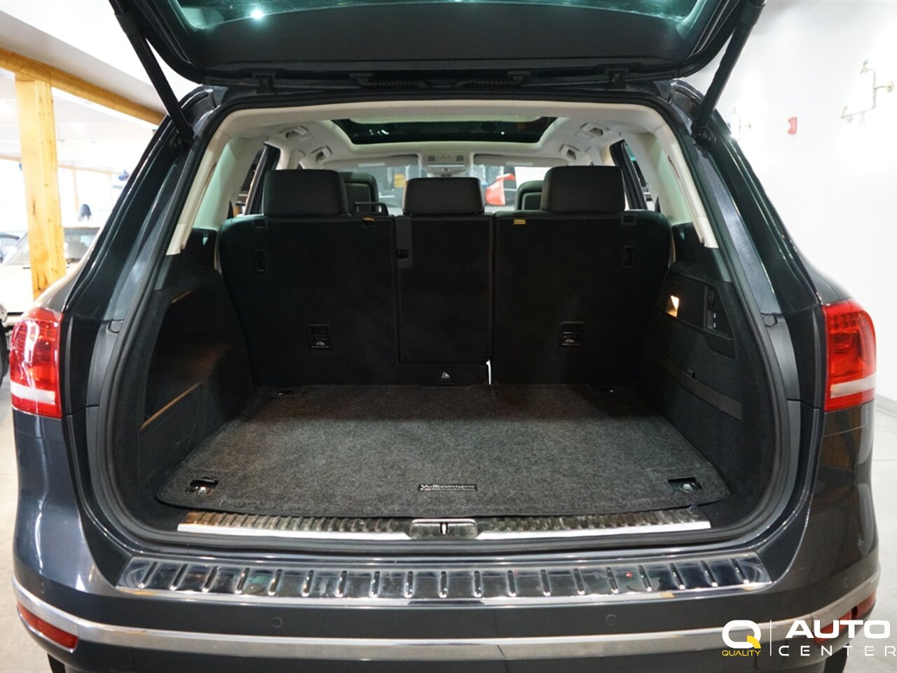 2016 Volkswagen Touareg V6 TDI Sport - Photo 33 - Lynnwood, WA 98036