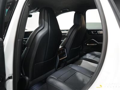2019 Porsche Cayenne Turbo   - Photo 32 - Lynnwood, WA 98036