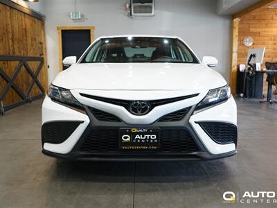 2022 Toyota Camry SE   - Photo 2 - Lynnwood, WA 98036