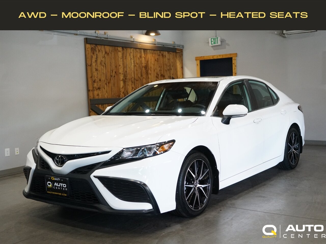 2022 Toyota Camry SE   - Photo 1 - Lynnwood, WA 98036