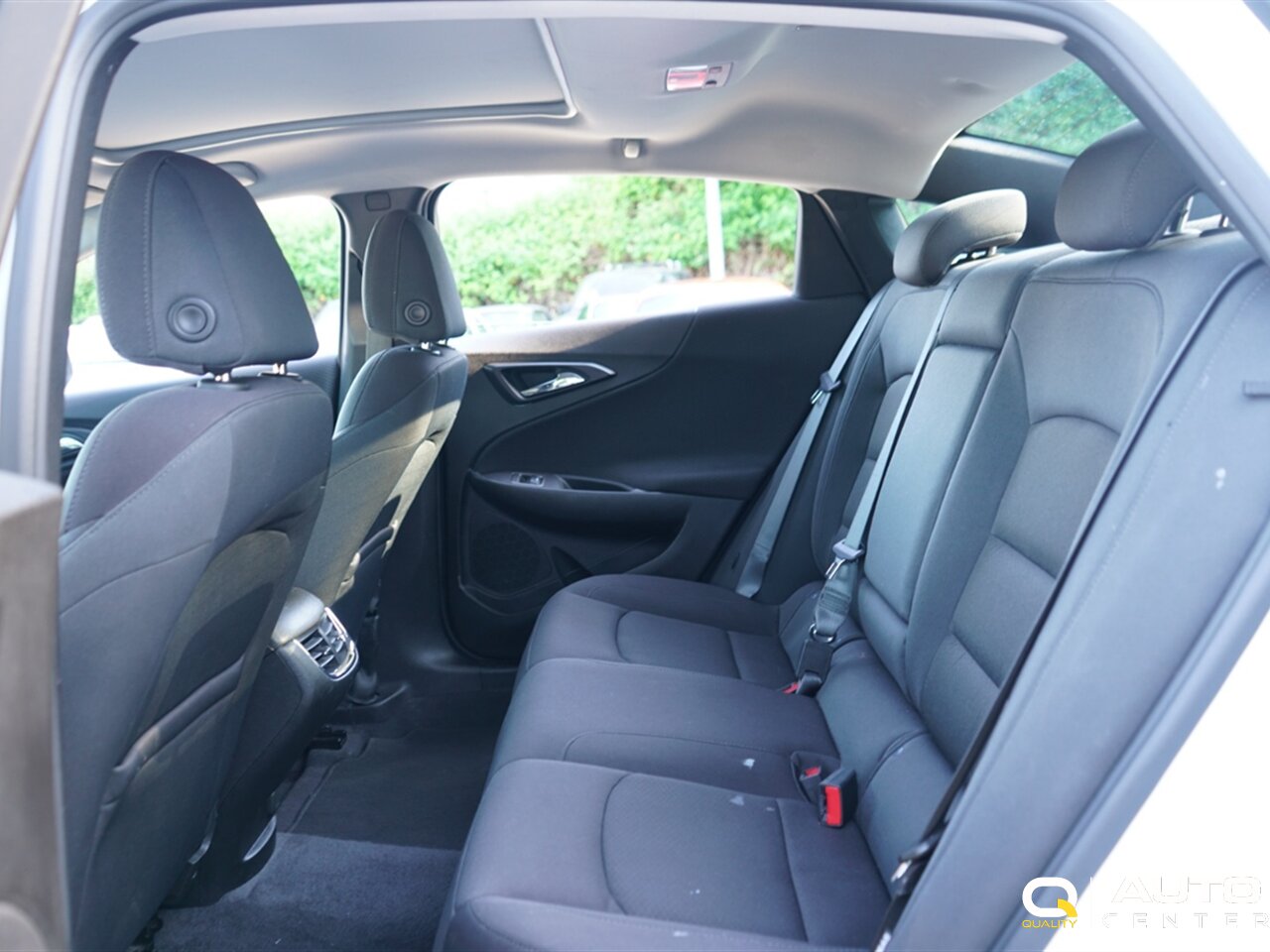 2022 Chevrolet Malibu LT - Photo 35 - Lynnwood, WA 98036