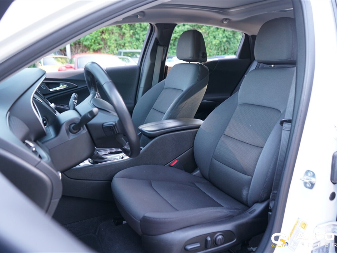 2022 Chevrolet Malibu LT - Photo 18 - Lynnwood, WA 98036