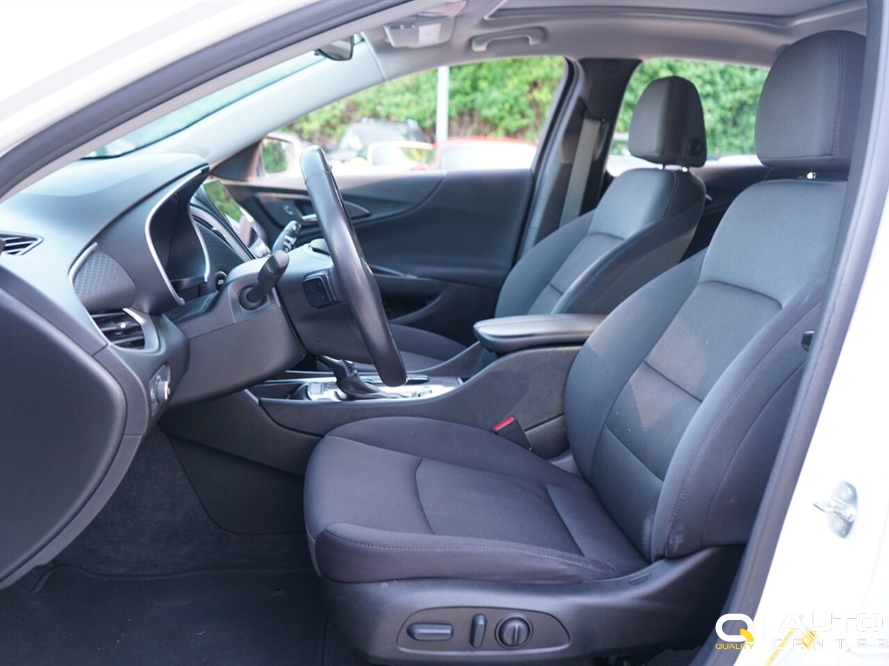 2022 Chevrolet Malibu LT - Photo 21 - Lynnwood, WA 98036