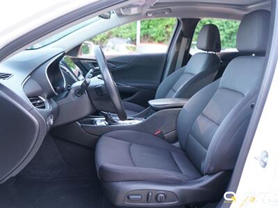 2022 Chevrolet Malibu LT   - Photo 21 - Lynnwood, WA 98036