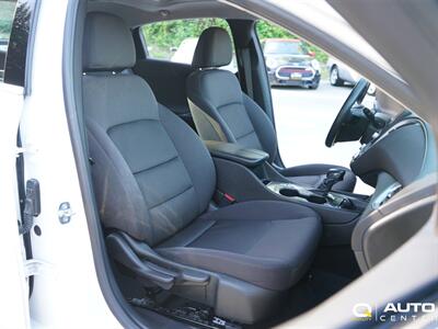 2022 Chevrolet Malibu LT   - Photo 22 - Lynnwood, WA 98036