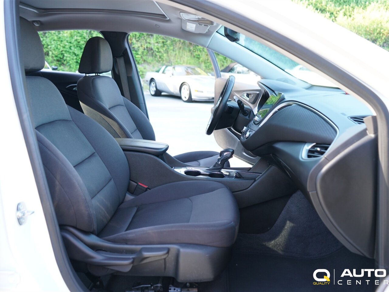 2022 Chevrolet Malibu LT - Photo 25 - Lynnwood, WA 98036