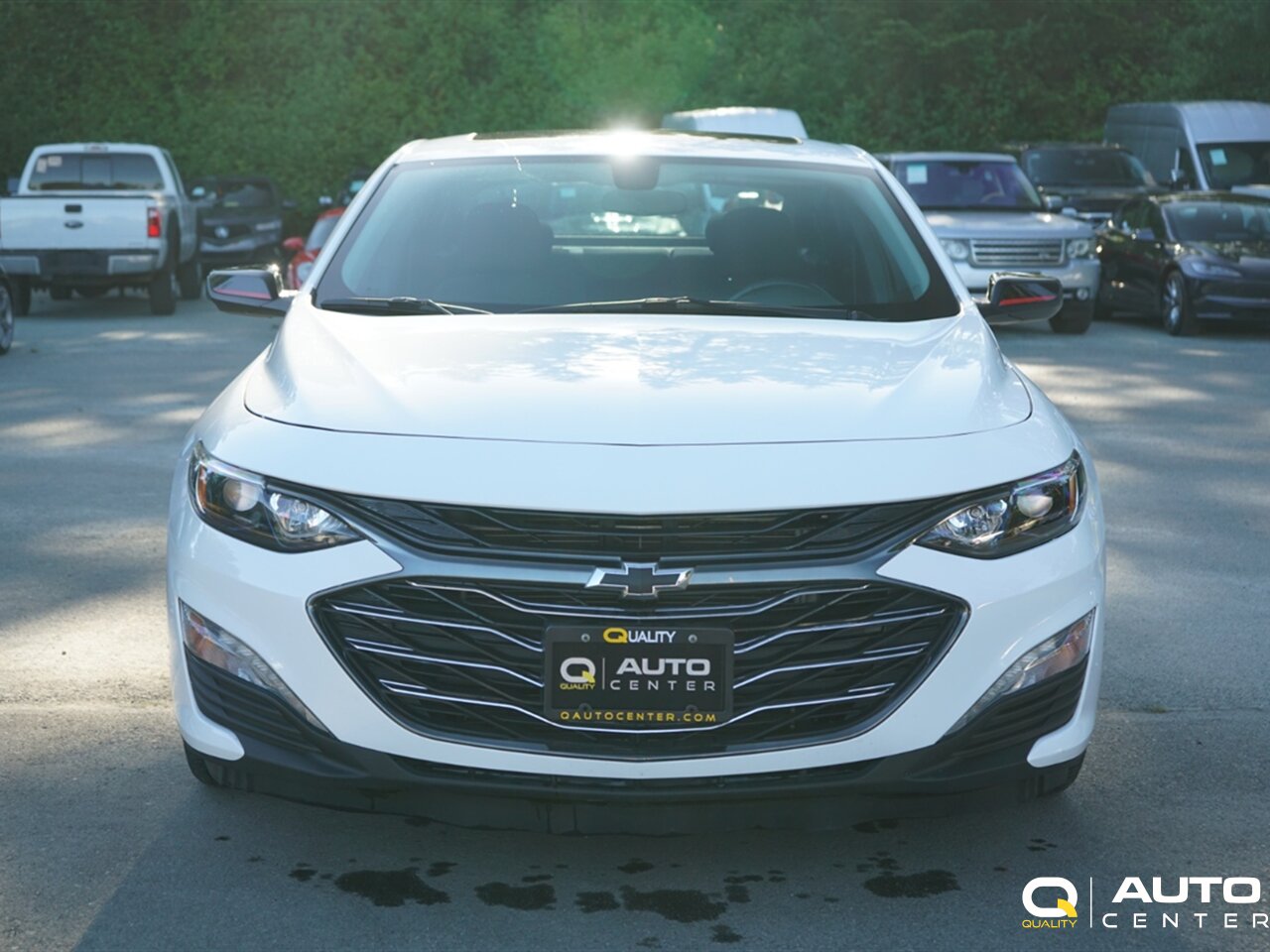 2022 Chevrolet Malibu LT - Photo 2 - Lynnwood, WA 98036