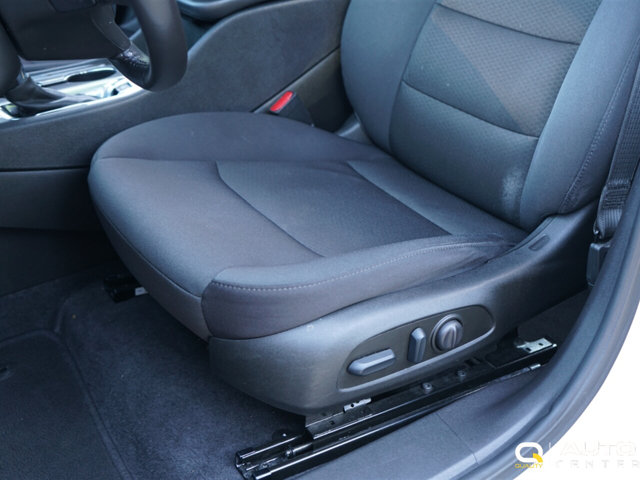 2022 Chevrolet Malibu LT - Photo 20 - Lynnwood, WA 98036