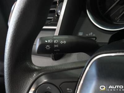 2020 Toyota Camry LE   - Photo 25 - Lynnwood, WA 98036