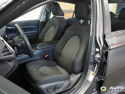 2020 Toyota Camry LE   - Photo 13 - Lynnwood, WA 98036
