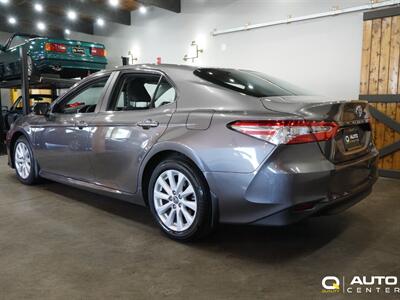 2020 Toyota Camry LE   - Photo 6 - Lynnwood, WA 98036