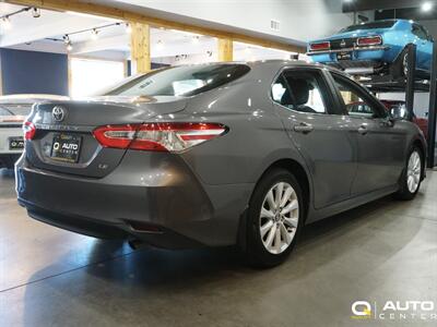 2020 Toyota Camry LE   - Photo 4 - Lynnwood, WA 98036