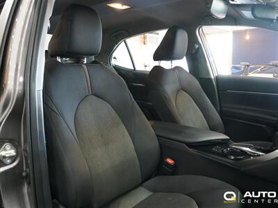 2020 Toyota Camry LE   - Photo 18 - Lynnwood, WA 98036