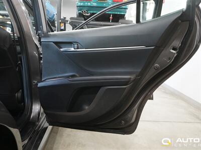 2020 Toyota Camry LE   - Photo 12 - Lynnwood, WA 98036