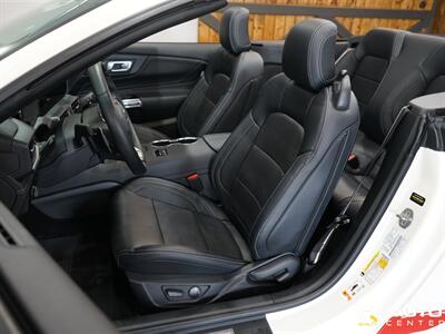 2025 Ford Mustang GT Premium   - Photo 16 - Lynnwood, WA 98036