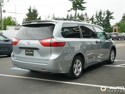 2015 Toyota Sienna L 7 Passenger - Photo 4 - Lynnwood, WA 98036