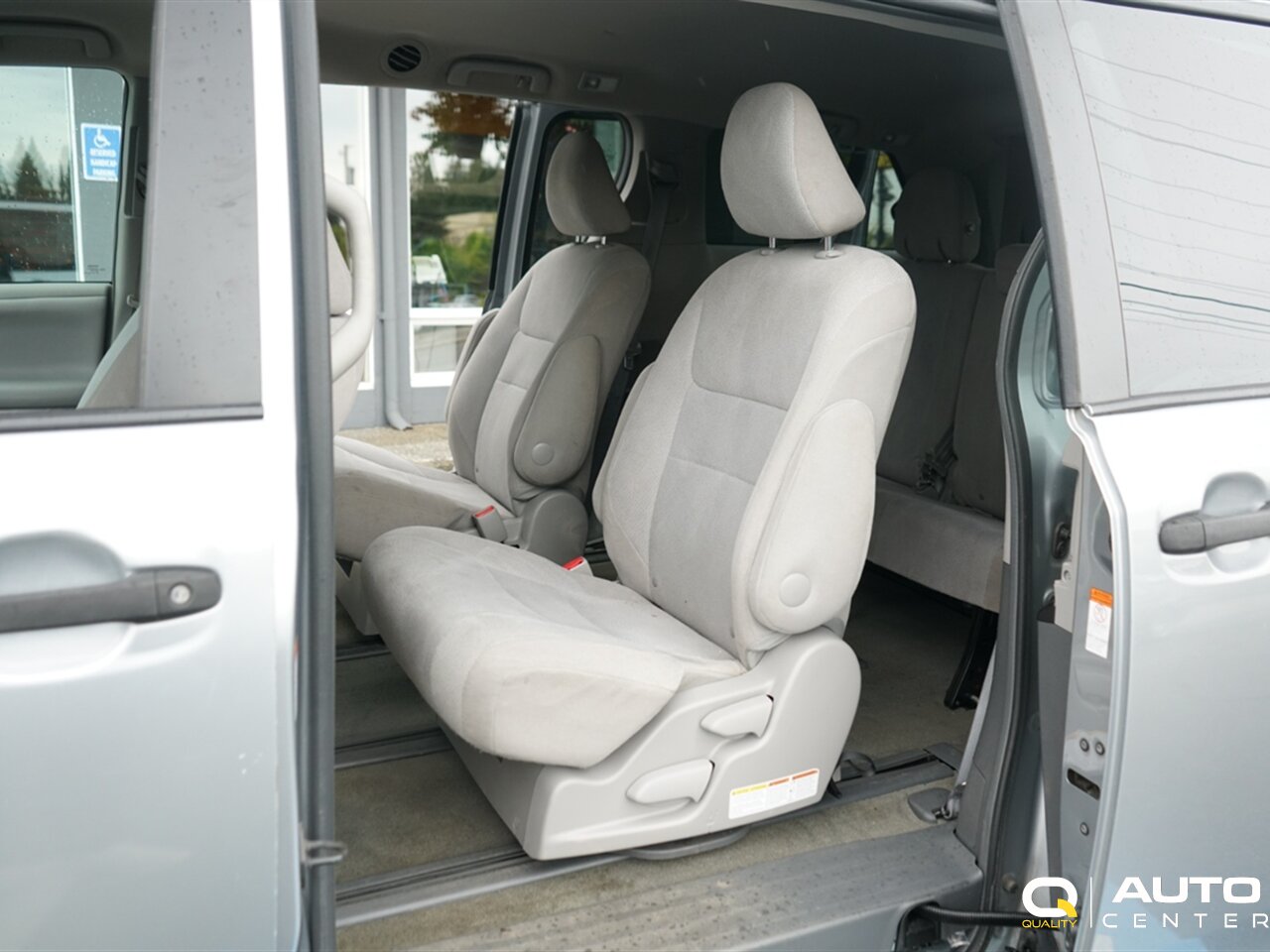 2015 Toyota Sienna L 7 Passenger - Photo 18 - Lynnwood, WA 98036