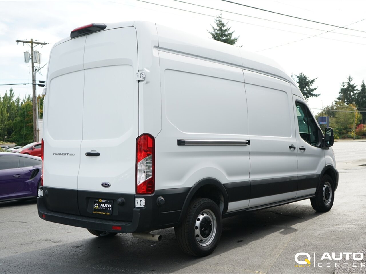2024 Ford Transit - Photo 4 - Lynnwood, WA 98036