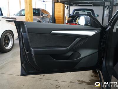 2021 Tesla Model 3 Standard Range Plus   - Photo 10 - Lynnwood, WA 98036