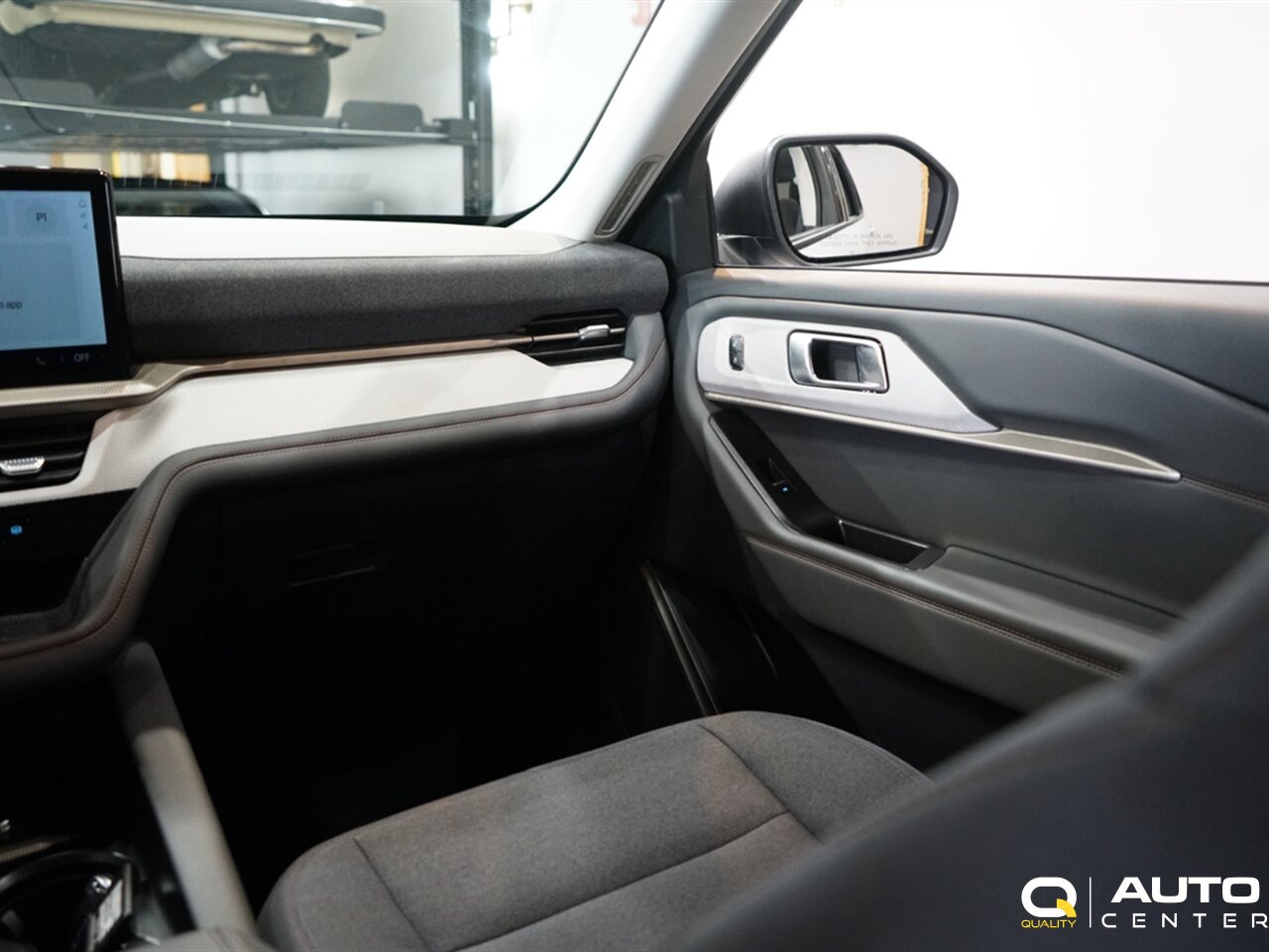 2025 Ford Explorer Active - Photo 17 - Lynnwood, WA 98036