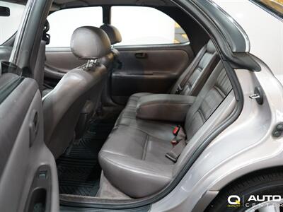 1994 Lexus ES 300 300   - Photo 21 - Lynnwood, WA 98036