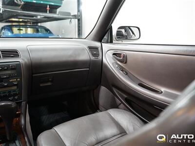 1994 Lexus ES 300 300   - Photo 14 - Lynnwood, WA 98036