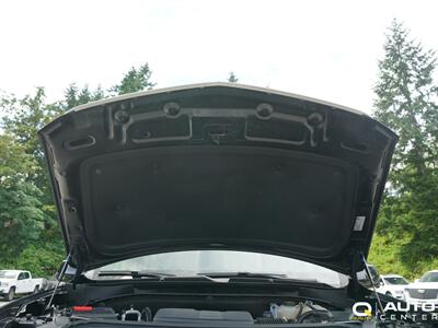 2022 Cadillac Escalade ESV Luxury   - Photo 9 - Lynnwood, WA 98036