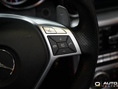 2013 Mercedes-Benz SLK SLK 55 AMG®   - Photo 25 - Lynnwood, WA 98036