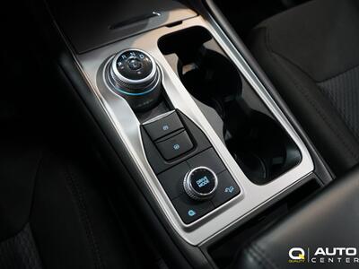 2022 Ford Explorer XLT   - Photo 20 - Lynnwood, WA 98036