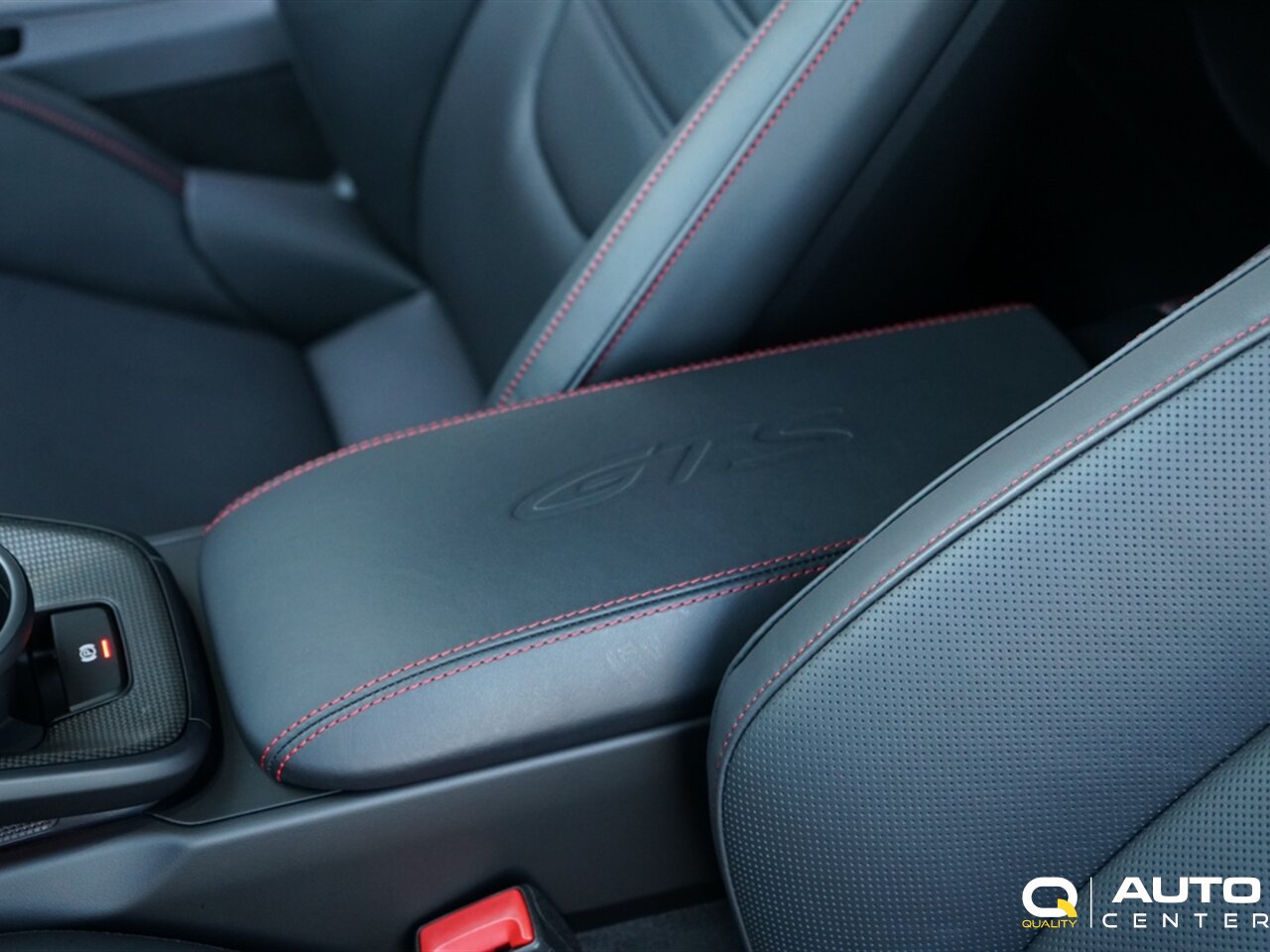 2025 Porsche 911 Carrera 4 GTS - Photo 32 - Lynnwood, WA 98036