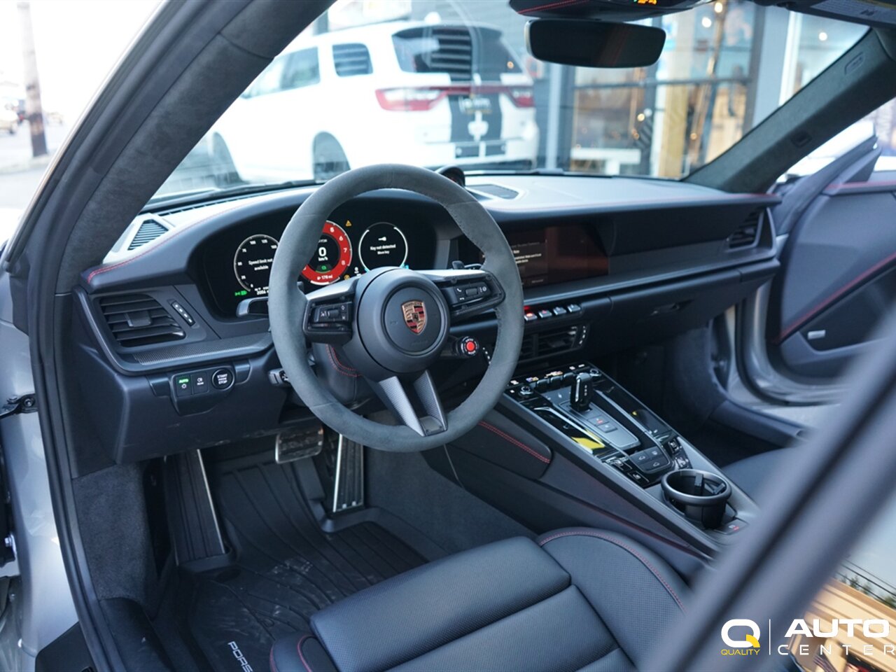 2025 Porsche 911 Carrera 4 GTS - Photo 27 - Lynnwood, WA 98036