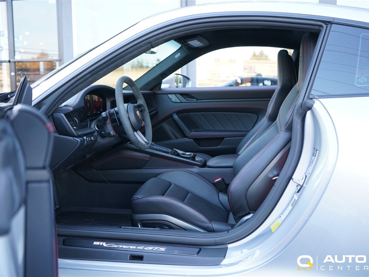 2025 Porsche 911 Carrera 4 GTS - Photo 26 - Lynnwood, WA 98036