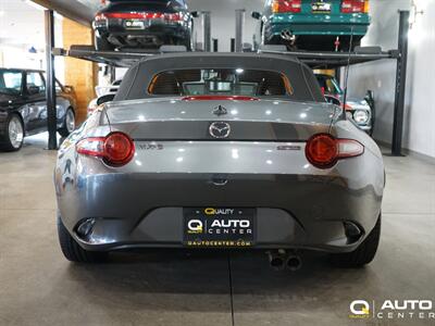 2021 Mazda MX-5 Soft Top Grand Touring   - Photo 5 - Lynnwood, WA 98036