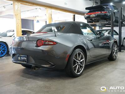 2021 Mazda MX-5 Soft Top Grand Touring   - Photo 4 - Lynnwood, WA 98036