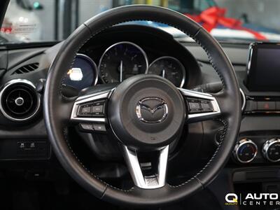 2021 Mazda MX-5 Soft Top Grand Touring   - Photo 17 - Lynnwood, WA 98036