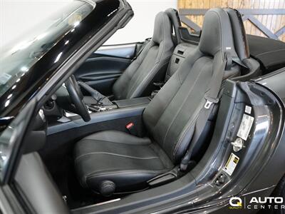 2021 Mazda MX-5 Soft Top Grand Touring   - Photo 13 - Lynnwood, WA 98036