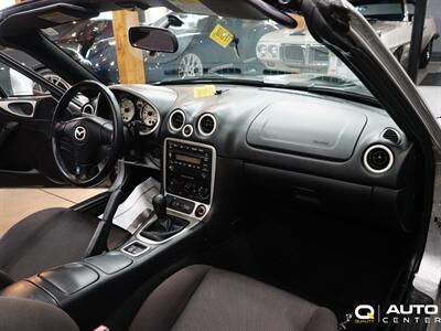2001 Mazda MX-5 Miata LS   - Photo 26 - Lynnwood, WA 98036