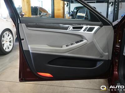 2015 Hyundai Genesis 3.8   - Photo 11 - Lynnwood, WA 98036