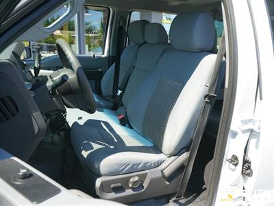 2015 Ford F-350 Super Duty XLT   - Photo 15 - Lynnwood, WA 98036
