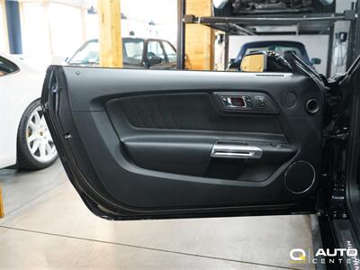 2017 Ford Mustang GT Premium   - Photo 11 - Lynnwood, WA 98036