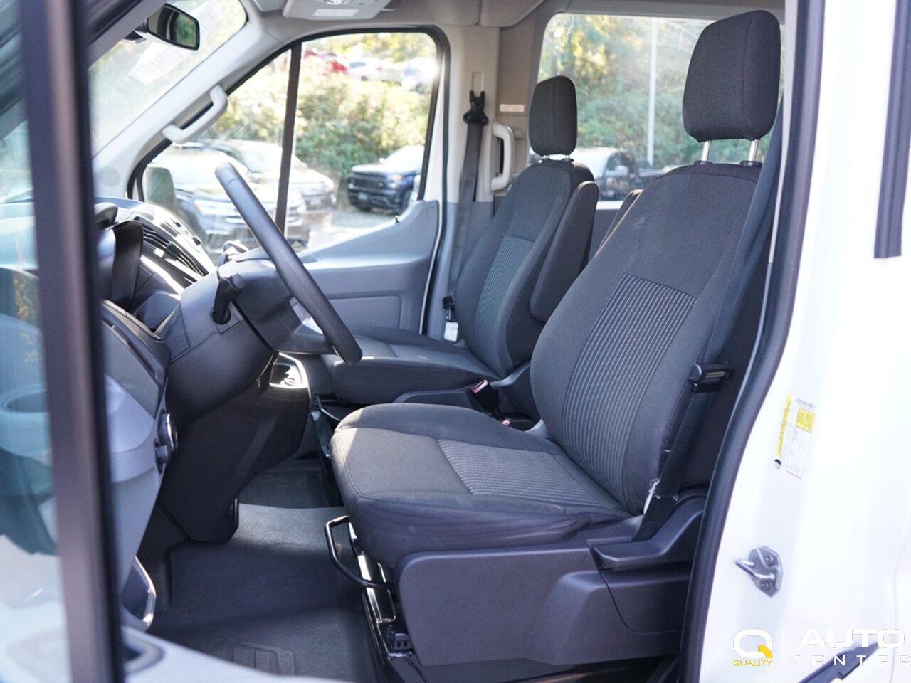 2018 Ford Transit XL - Photo 11 - Lynnwood, WA 98036