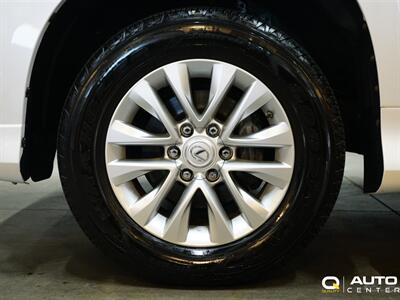 2016 Lexus GX 460 460 Luxury   - Photo 8 - Lynnwood, WA 98036