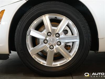2005 Cadillac CTS Base 1SB   - Photo 6 - Lynnwood, WA 98036