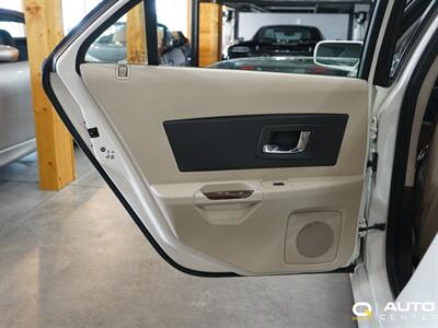 2005 Cadillac CTS Base 1SB   - Photo 19 - Lynnwood, WA 98036