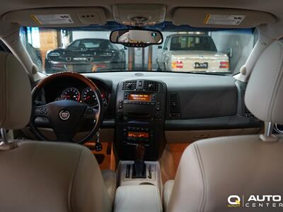 2005 Cadillac CTS Base 1SB   - Photo 12 - Lynnwood, WA 98036
