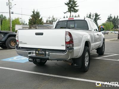 2014 Toyota Tacoma Base V6   - Photo 4 - Lynnwood, WA 98036